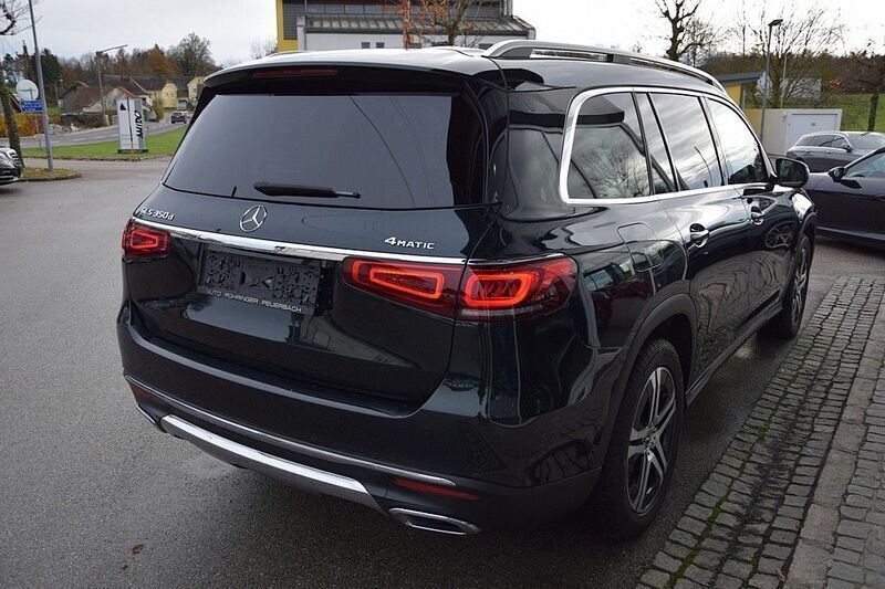 Gebraucht Mercedes GLS350 Premium Plus 286 PS (210 kW) 2021 Grün SUV