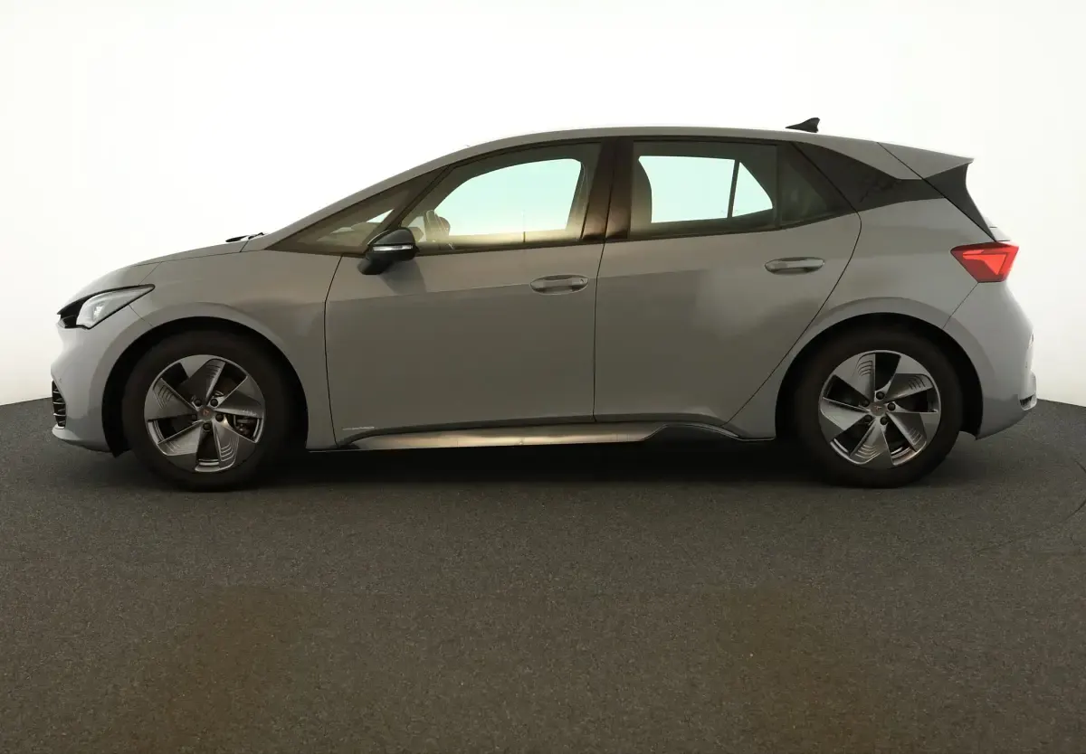Second-hand Cupra Born 150 kW (204 CP) 2024 Gri Hatchback