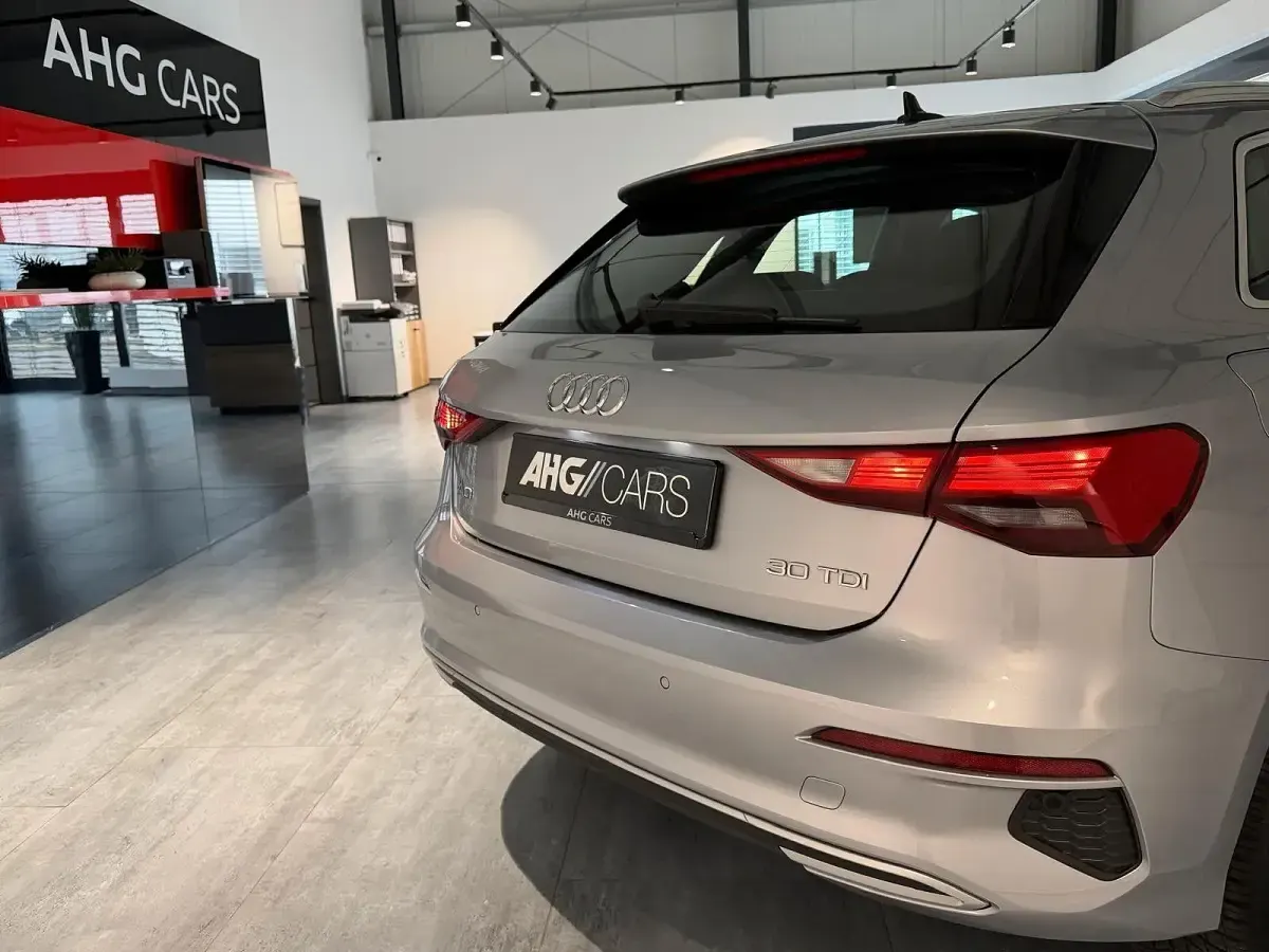 Gebraucht Audi A3 Advanced 116 PS (85 kW) 2023 Silber Limousine