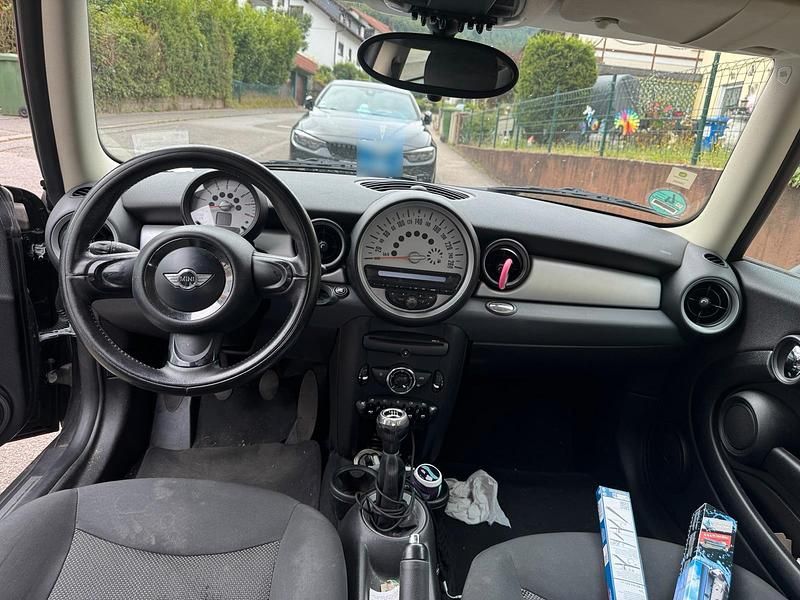 Gebraucht Mini ONE 98 PS (72 kW) 2011 Schwarz Kleinwagen