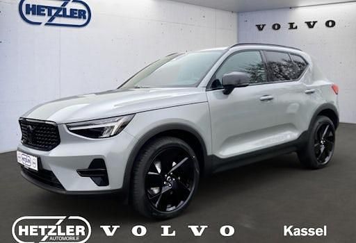 Neu Volvo XC40 Plus 197 PS (144 kW) 2025 Grau SUV