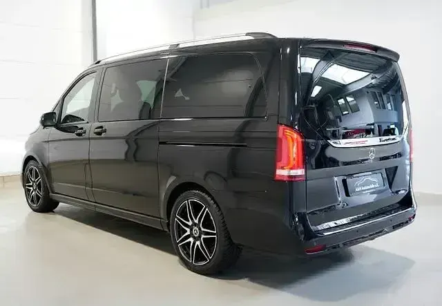 Gebraucht Mercedes V250 AMG line 190 PS (139 kW) 2021 Schwarz Van / Kleinbus