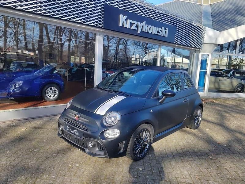 Gebraucht Abarth 695 179 PS (131 kW) 2023 Schwarz Kleinwagen