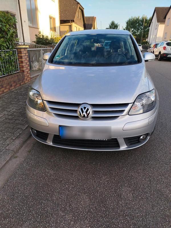 Silber Gebraucht 2008 VW Golf Plus Cross Van / Kleinbus | 4.750 € (Fairer Preis) - Bild 1/4