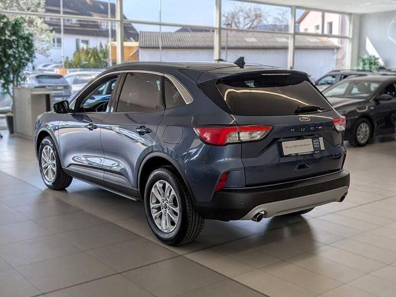 Gebraucht Ford Kuga Titanium 150 PS (110 kW) 2022 Chromablau SUV