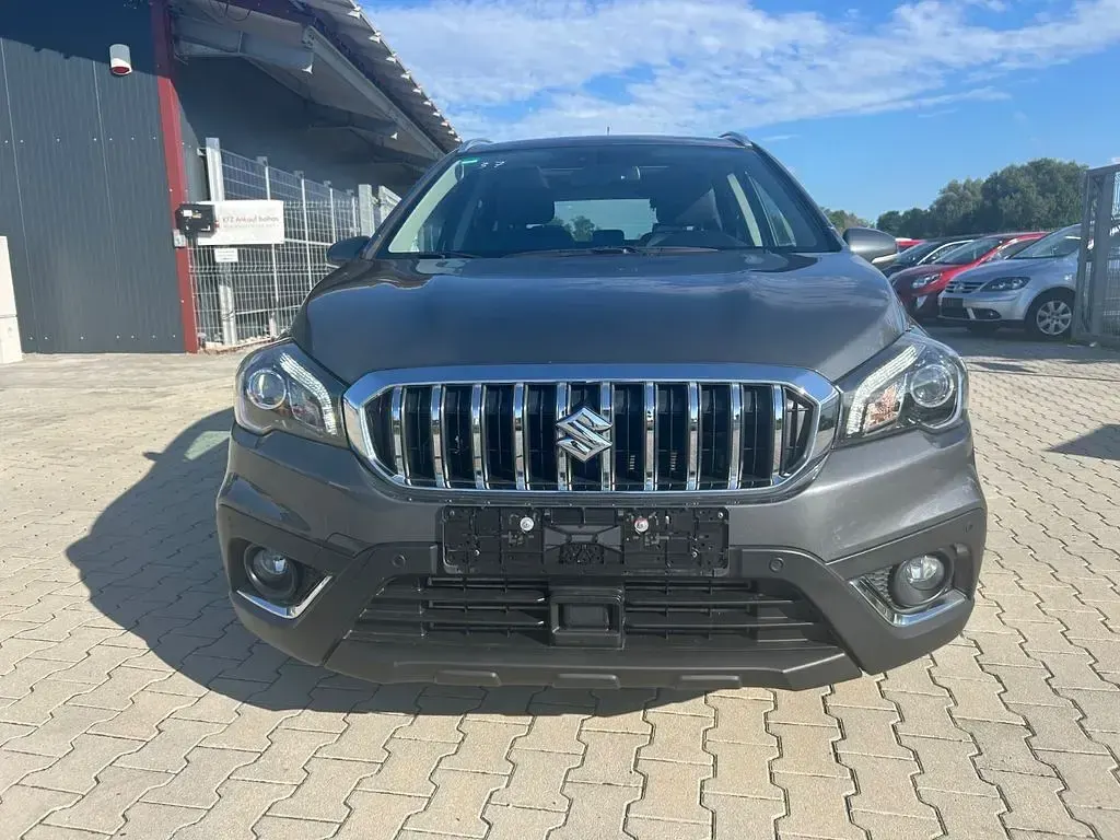 Gebraucht Suzuki SX4 S-Cross Comfort+ 129 PS (94 kW) 2021 Grau SUV