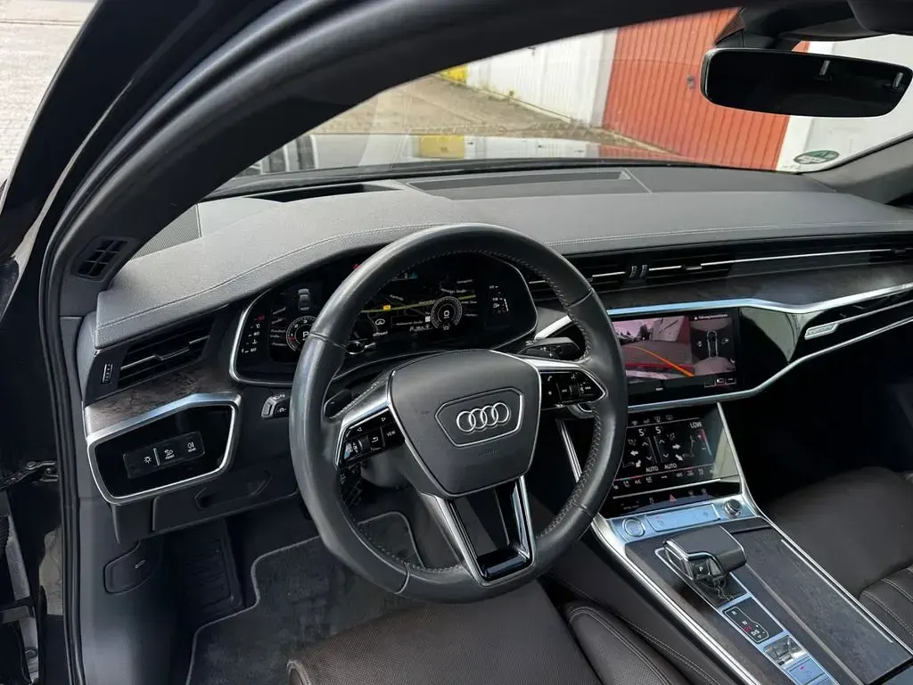 Gebraucht Audi A6 Sport 231 PS (169 kW) 2019 Grau Limousine