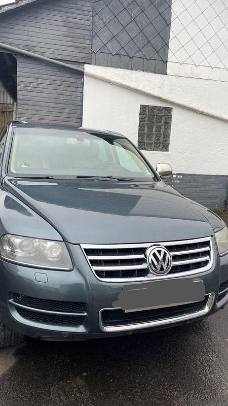 Grau Gebraucht 2006 VW Touareg SUV | 6.000 € (Guter Preis) - Bild 1/4