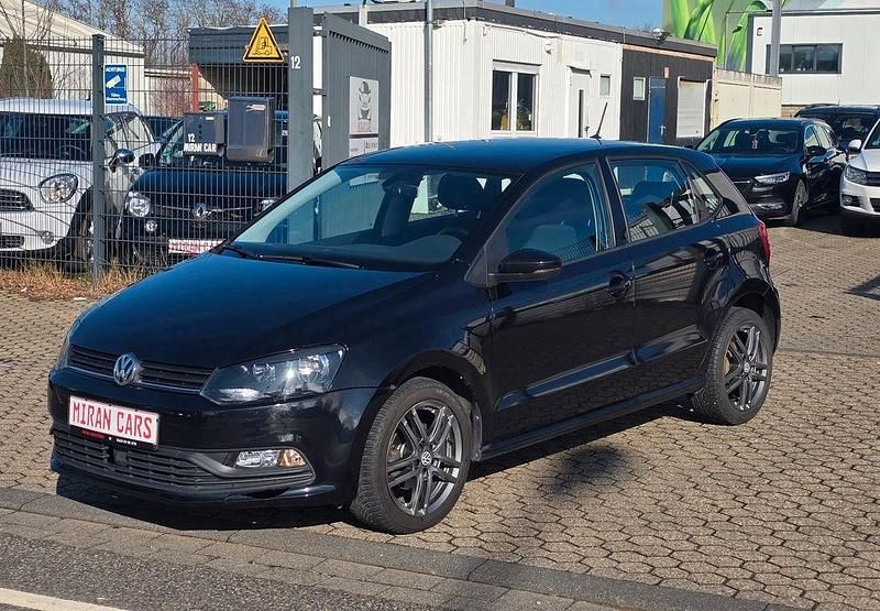 Gebraucht VW Polo Trendline 75 PS (55 kW) 2016 Schwarz Limousine