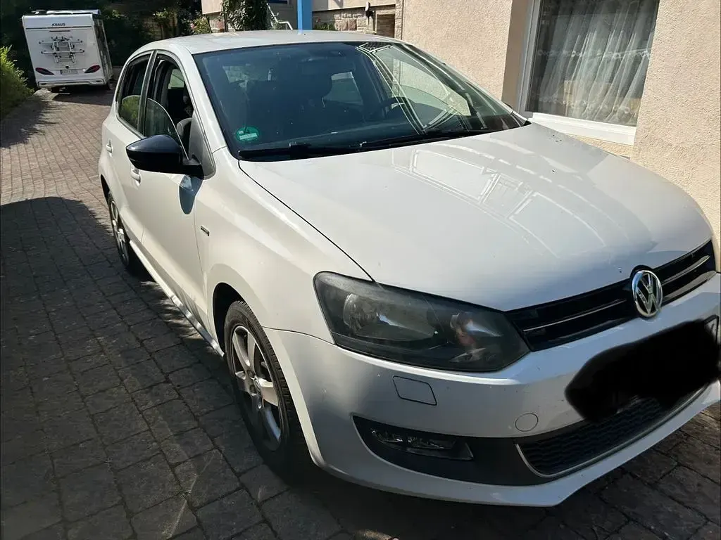 Gebraucht VW Polo Match 90 PS (66 kW) 2013 Weiß Kleinwagen