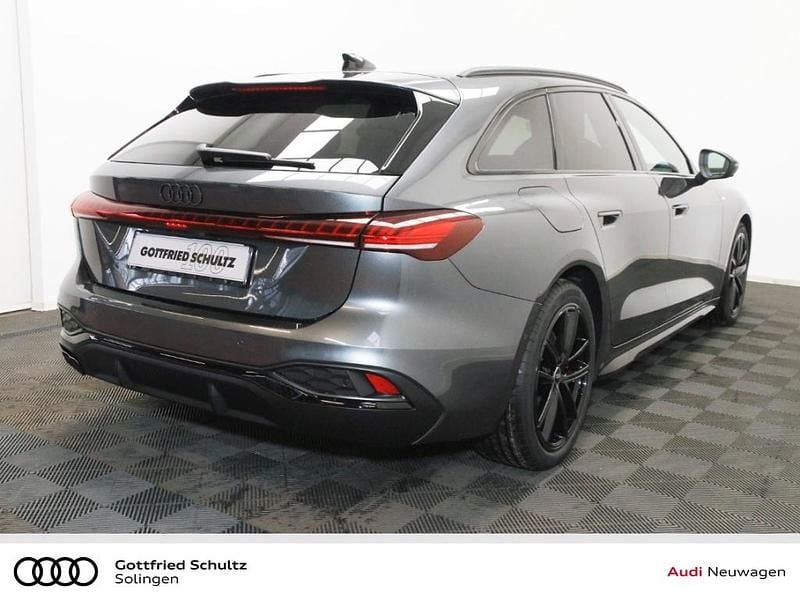 Gebraucht Audi A5 S-Line 204 PS (150 kW) 2024 Grau Coupé