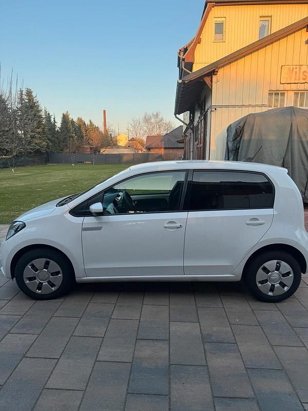 Gebraucht Seat Mii Electric 61 kW (83 PS) 2021 Weiß Kleinwagen