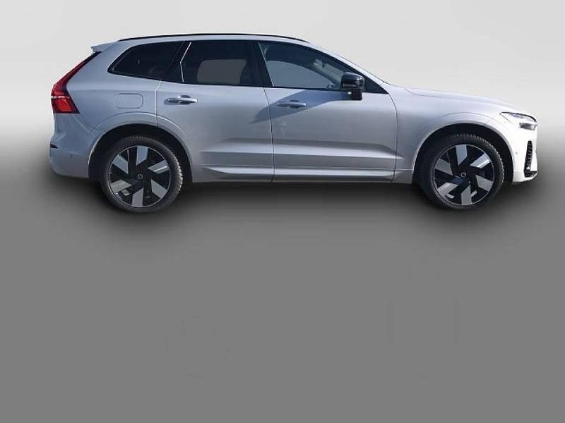 Gebraucht Volvo XC60 Plus 398 PS (292 kW) 2024 Silber SUV