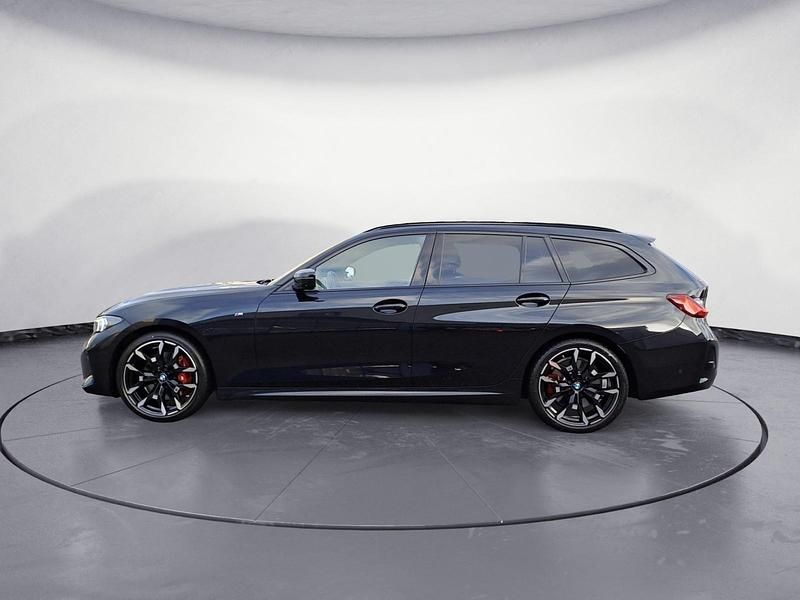Gebraucht BMW 320 M Sport 190 PS (139 kW) 2024 Schwarz Kombi