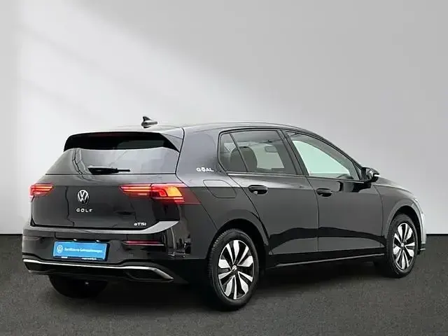 Gebraucht VW Golf VIII Life 150 PS (110 kW) 2025 Limousine
