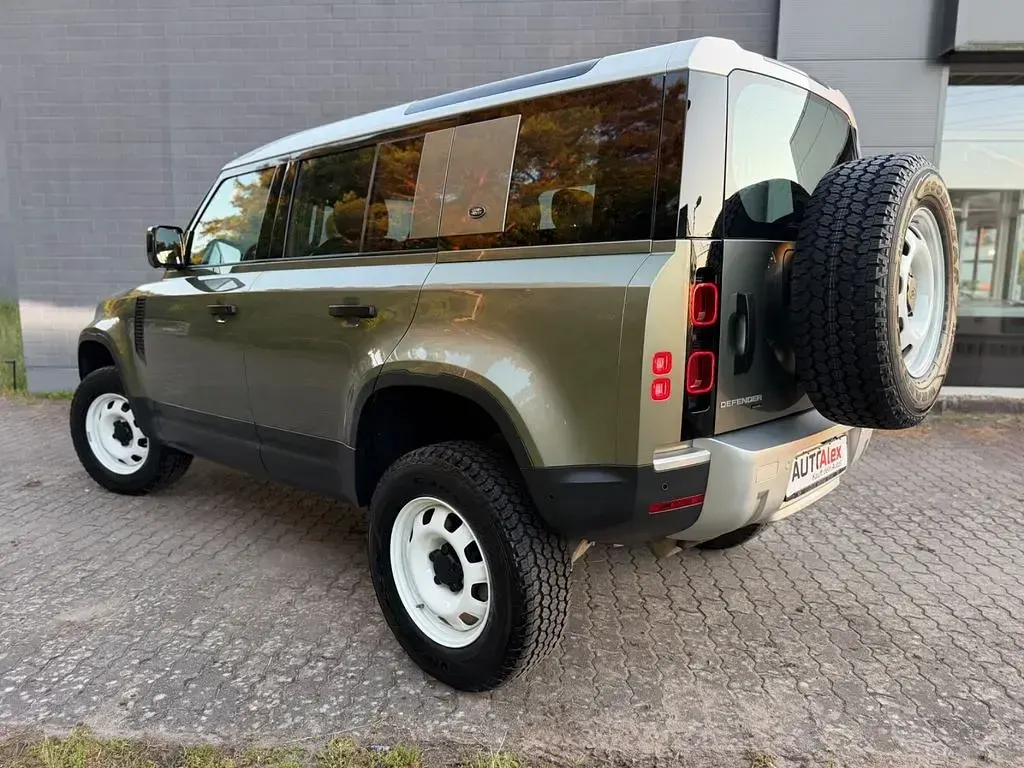 Gebraucht Land Rover Defender Basis 241 PS (177 kW) 2020 Grün SUV