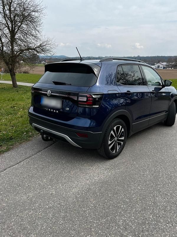 Gebraucht VW Golf 150 PS (110 kW) 2020 Blau SUV