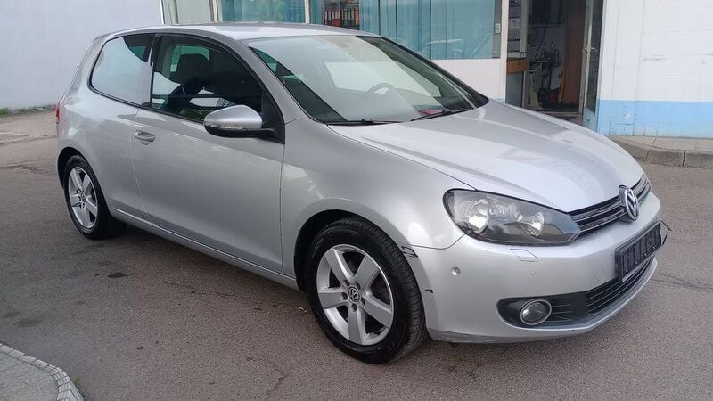 Gebraucht VW Golf VI Team 86 PS (63 kW) 2011 Silber Kleinwagen