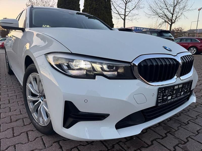 Gebraucht BMW 318 150 PS (110 kW) 2022 Weiß Kombi