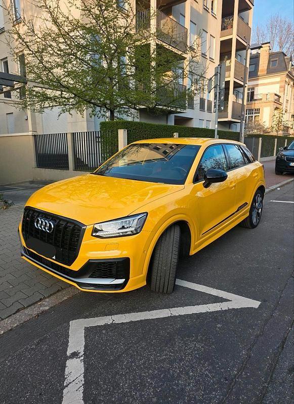 Gebraucht Audi SQ2 300 PS (220 kW) 2019 Gelb SUV