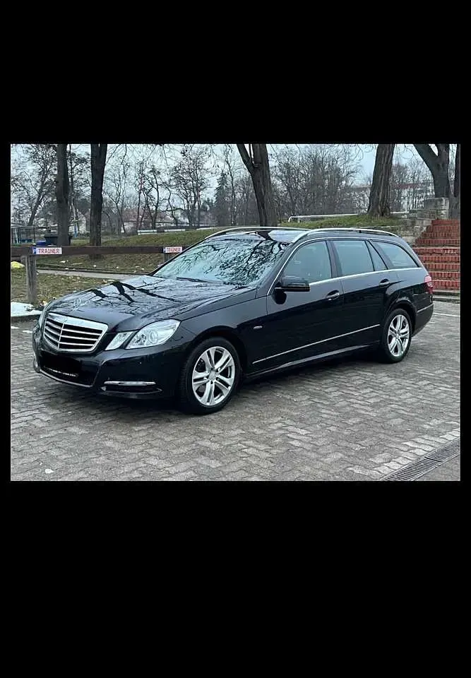 Gebraucht Mercedes E200 Avantgarde 184 PS (135 kW) 2011 Kombi