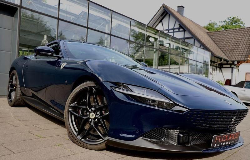 Gebraucht Ferrari Roma 620 PS (456 kW) 2024 Blau Coupé