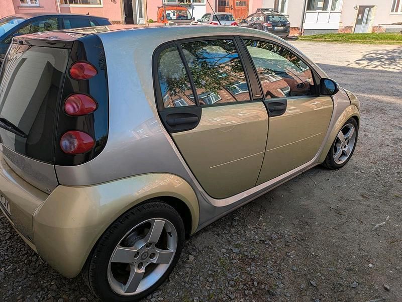 Gebraucht Smart ForFour 95 PS (69 kW) 2004 Gold Kleinwagen