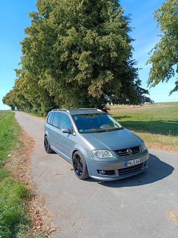 Gebraucht 2006 VW Touran Trendline Van / Kleinbus | 5.200 € - Bild 1/4