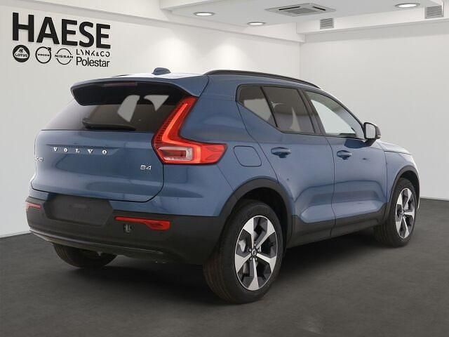 Gebraucht Volvo XC40 Plus 197 PS (144 kW) 2024 Blau SUV