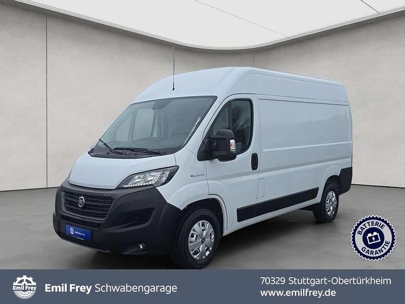 Gebraucht Fiat Ducato 89 kW (122 PS) 2021 Ducato weiß Van