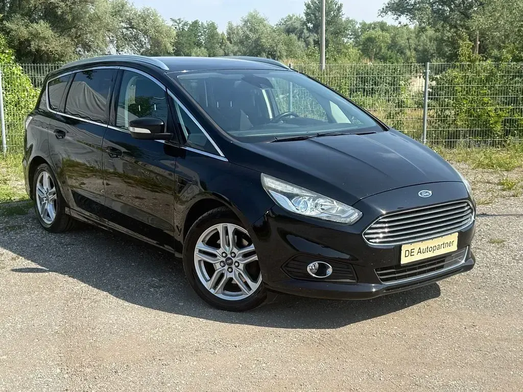 Gebraucht Ford S-MAX Titanium 211 PS (155 kW) 2016 Schwarz Van / Kleinbus