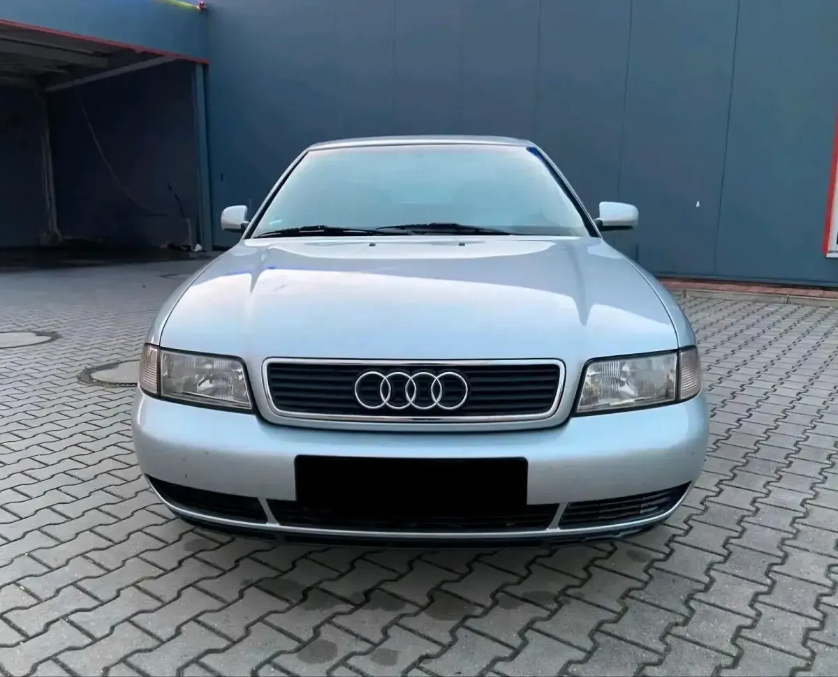 Gebraucht Audi A4 160 PS (117 kW) 1998 Silber Limousine