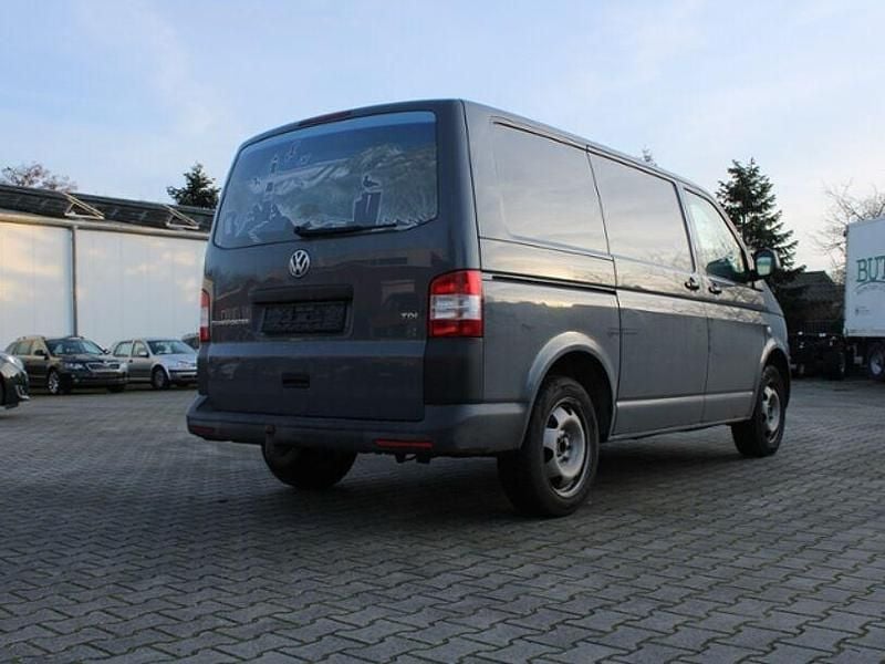 Gebraucht VW T5 102 PS (75 kW) 2014 Grau Van