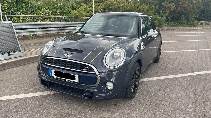 Grau Gebraucht 2015 Mini John Cooper Works Kleinwagen | 17.990 € (Fairer Preis) - Bild 1/4