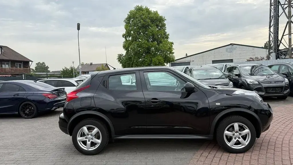 Gebraucht Nissan Juke Visia 117 PS (86 kW) 2012 Schwarz SUV