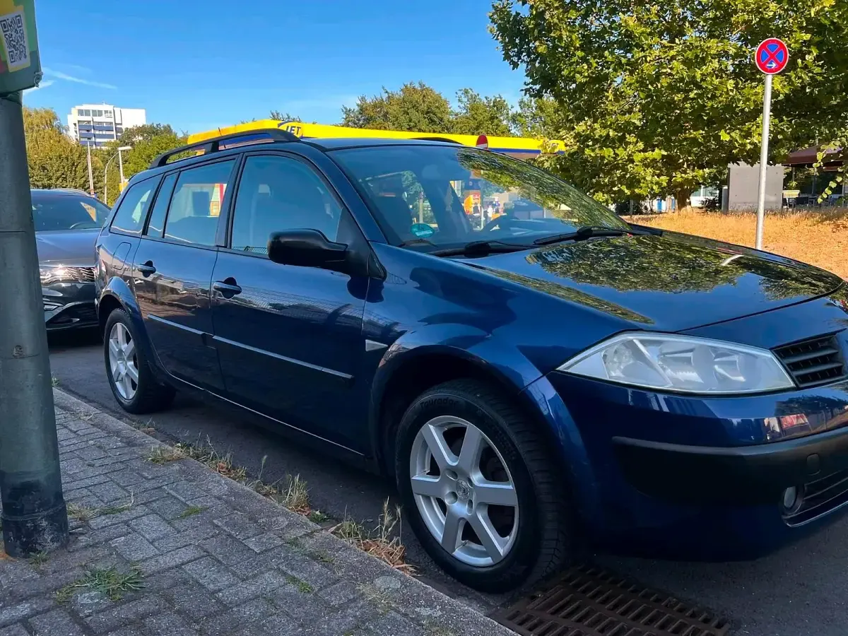 Gebraucht Renault Mégane II 140 PS (102 kW) 2004 Blau Limousine