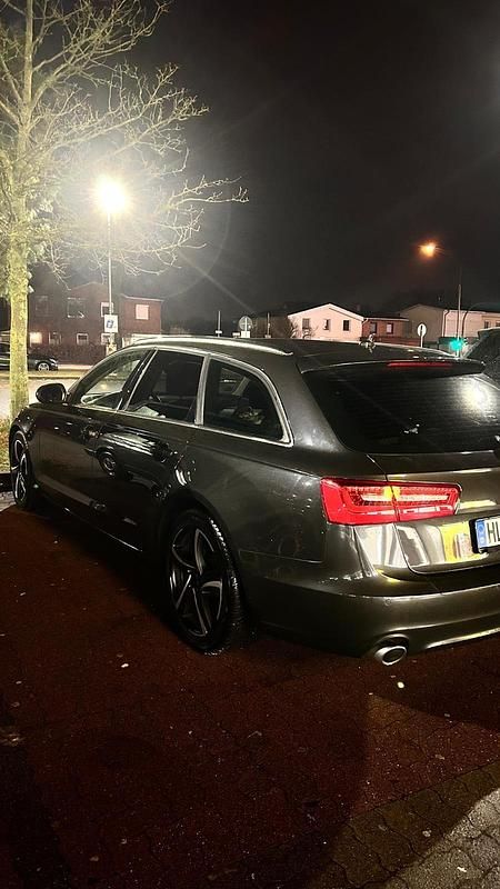 Gebraucht Audi A6 Comfort 204 PS (150 kW) 2012 Grau Kombi