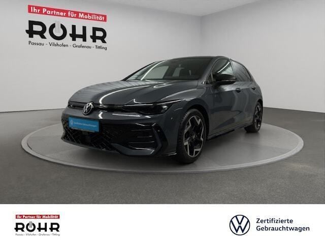 Delfingrau metallic Gebraucht 2024 VW Golf VIII R-line Limousine | 34.650 € (Etwas zu teuer) - Bild 1/4