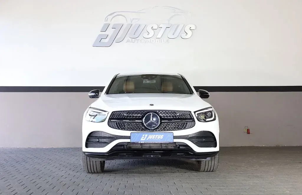 Gebraucht Mercedes GLC300 258 PS (189 kW) 2021 Weiß SUV