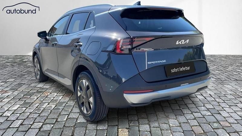 Neu Kia Sportage Gold 150 PS (110 kW) 2025 Grau / pentametal SUV