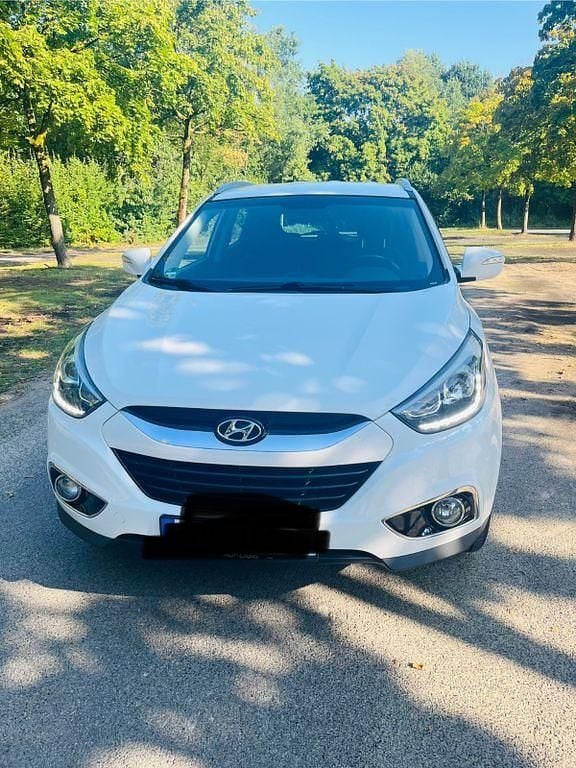 Gebraucht Hyundai ix35 Trend 166 PS (122 kW) 2015 Weiß SUV