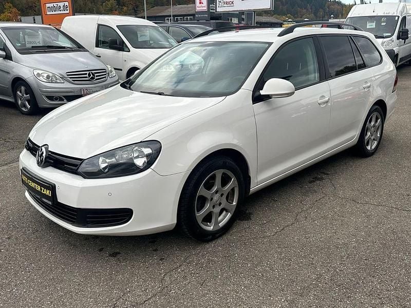 Weiß Gebraucht 2012 VW Golf VI Trendline Kombi | 4.950 € (Superpreis) - Bild 1/4