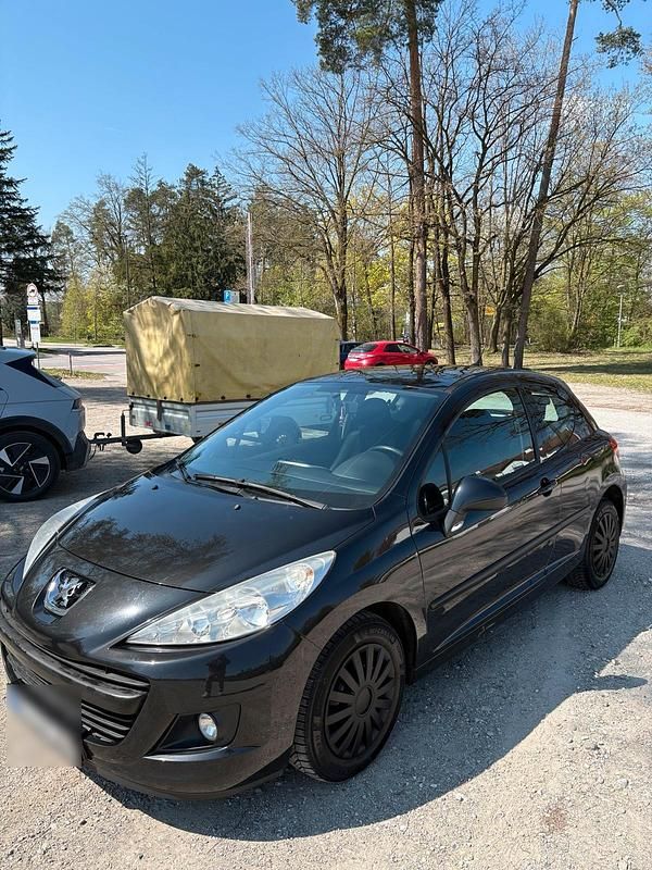 Gebraucht Peugeot 207 95 PS (69 kW) 2009 Schwarz Kleinwagen