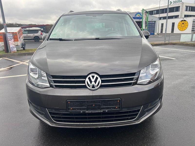Gebraucht VW Sharan 140 PS (102 kW) 2015 Schwarz Van / Kleinbus