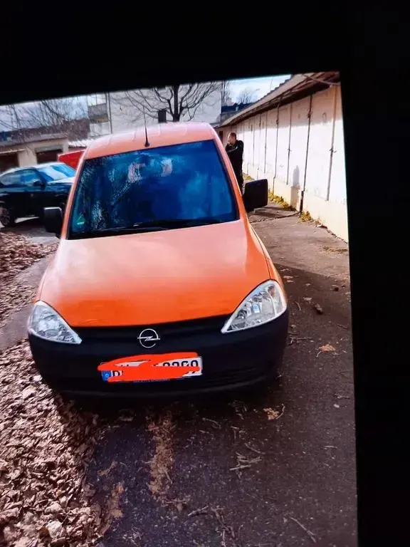 Usata Opel Combo 101 CV (74 kW) 2006 Nero Monovolume