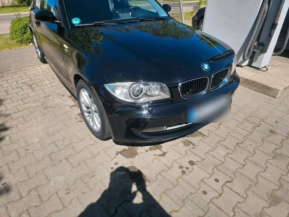 Gebraucht BMW 118 143 PS (105 kW) 2008 Schwarz Kleinwagen
