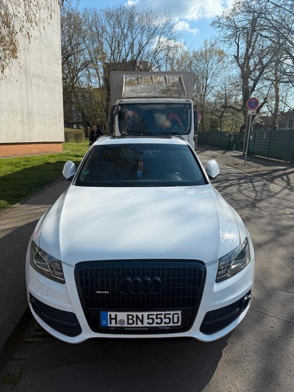 Weiß Gebraucht 2009 Audi Q5 Comfort SUV | 11.500 € - Bild 1/4
