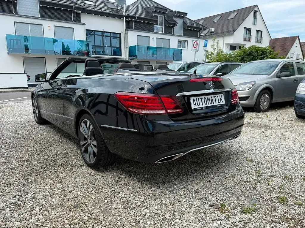 Gebraucht Mercedes E350 252 PS (185 kW) 2015 Schwarz Cabrio