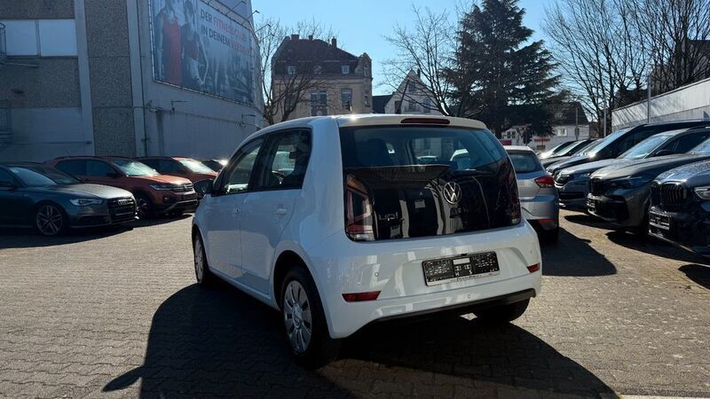 Gebraucht VW up! 65 PS (47 kW) 2020 Weiß Kleinwagen