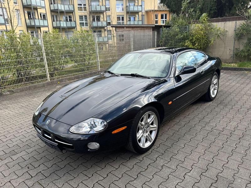 Gebraucht Jaguar XK8 S 298 PS (219 kW) 2003 Schwarz Coupé